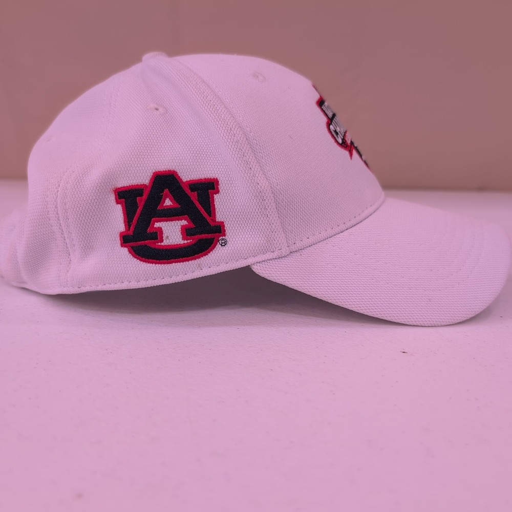 Auburn Tigers National Champions 2010 Under Armour Hat Cap Adjustable - Picture 2 of 6